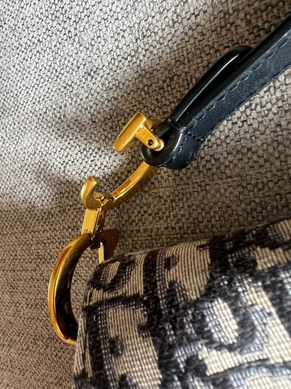 Dior Mini Saddle Bag - Picture 4 of 9